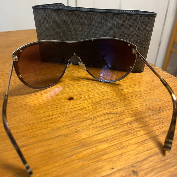 FENDI Y2K Vintage glam Smokey Tinted Wrap around made In ITALY w/ case - Picture 11 of 13